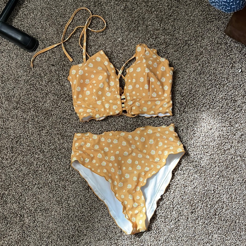 Daisy bikini